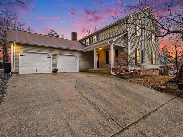 4518 Oak Hollow Drive , High Point, NC 27265