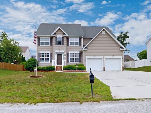 222 Mahogany Drive, Thomasville, NC 27360