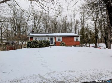 3 Frisbie, New Fairfield, CT 06812