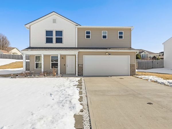 345 Hillside Drive, Pleasant Hill, IA 50327