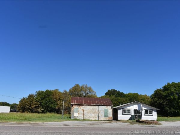 507 E Main Street , Madill, OK 73446