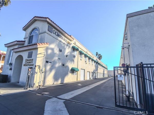 17284 Newhope Street, Fountain Valley, CA 92708