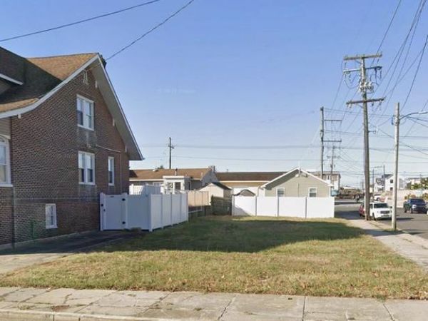 326 W WILDWOOD AVENUE, WILDWOOD, NJ 08260