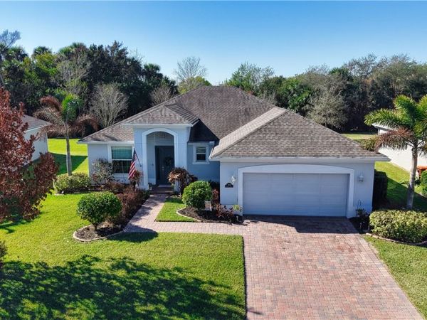 1569 Segovia Circle, Vero Beach, FL 32966