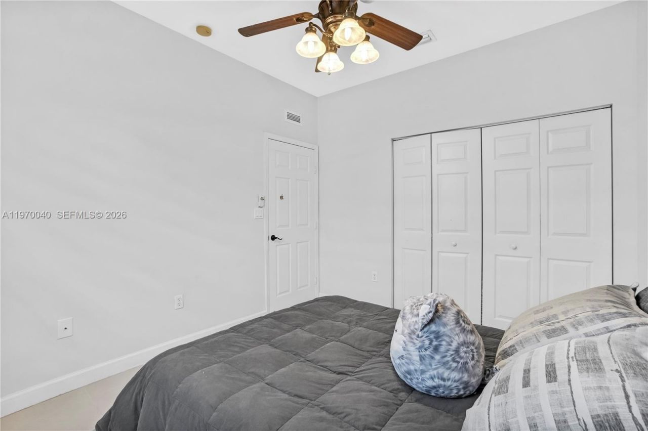 2132 NE 38th Rd , Homestead, FL 33033 Photo