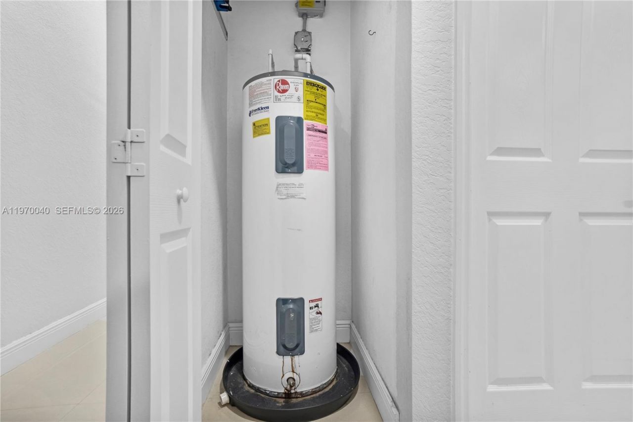 2132 NE 38th Rd , Homestead, FL 33033 Photo