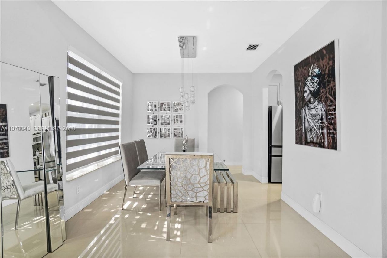 2132 NE 38th Rd , Homestead, FL 33033 Photo