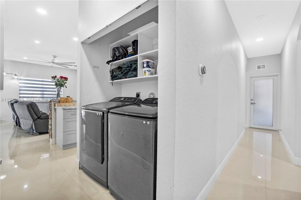 2132 NE 38th Rd , Homestead, FL 33033 Photo