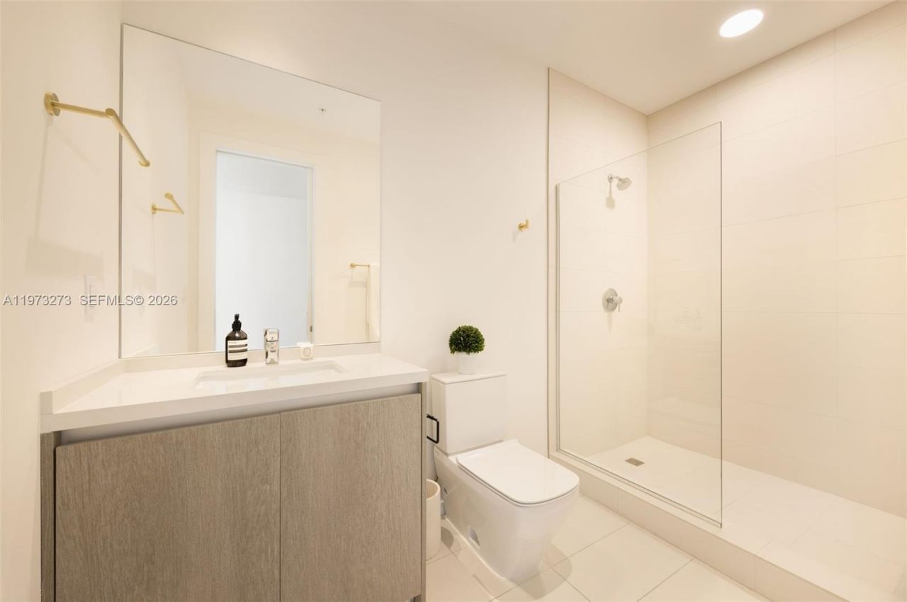 3156 SW 27th Ave, Unit 305, Coconut Grove, FL 33133 Photo