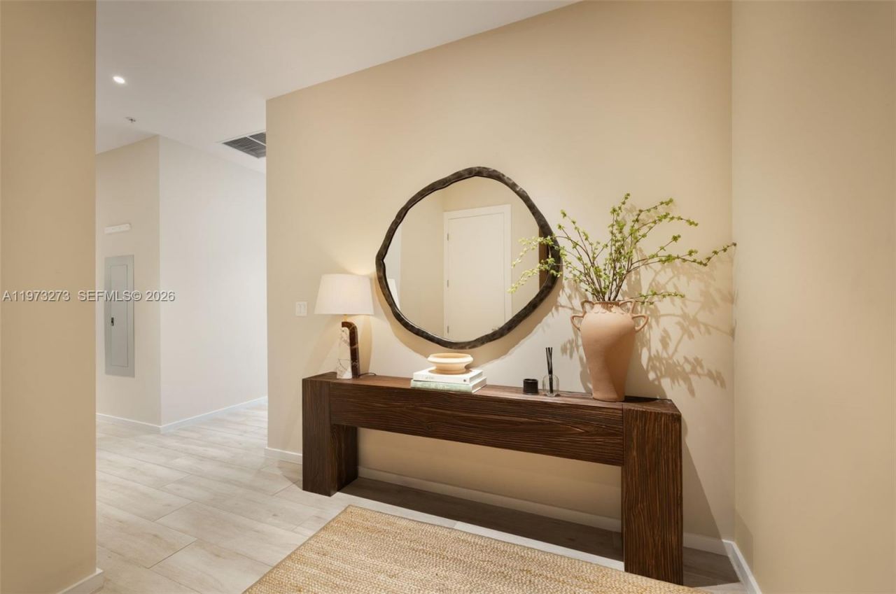 3156 SW 27th Ave, Unit 305, Coconut Grove, FL 33133 Photo