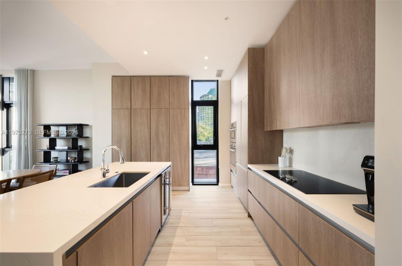 3156 SW 27th Ave, Unit 305, Coconut Grove, FL 33133 Photo