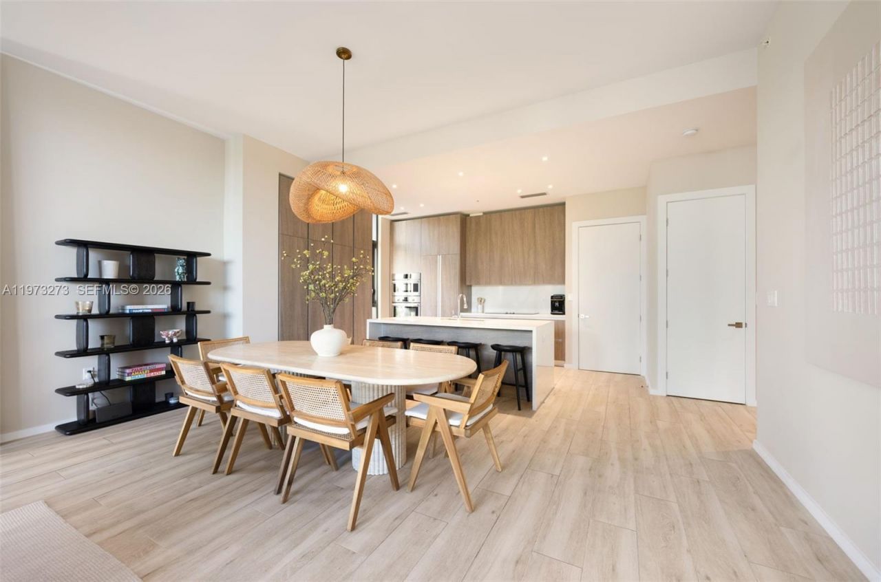 3156 SW 27th Ave, Unit 305, Coconut Grove, FL 33133 Photo