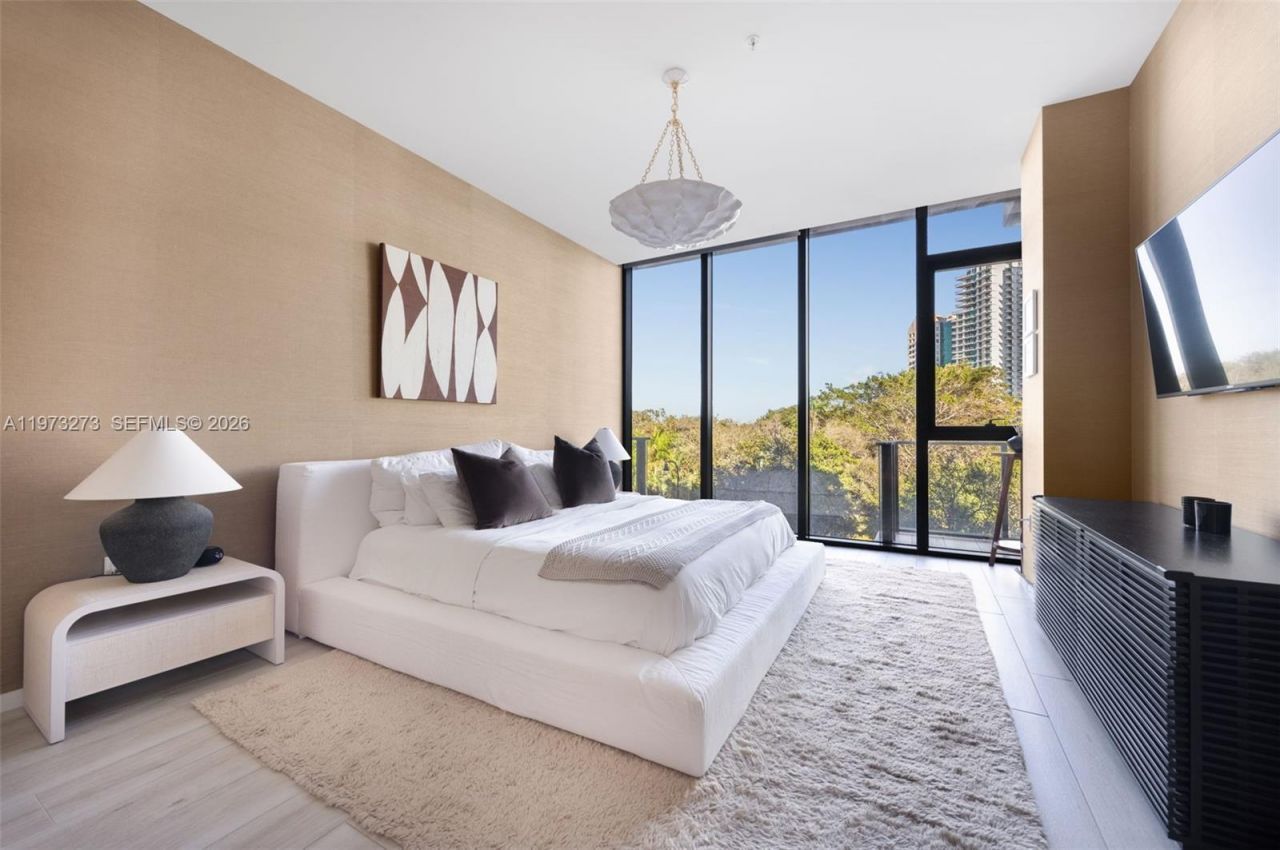 3156 SW 27th Ave, Unit 305, Coconut Grove, FL 33133 Photo