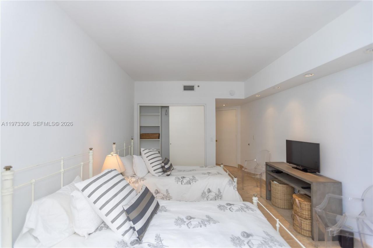 9559 Collins Ave , Unit S7-D, Surfside, FL 33154 Photo