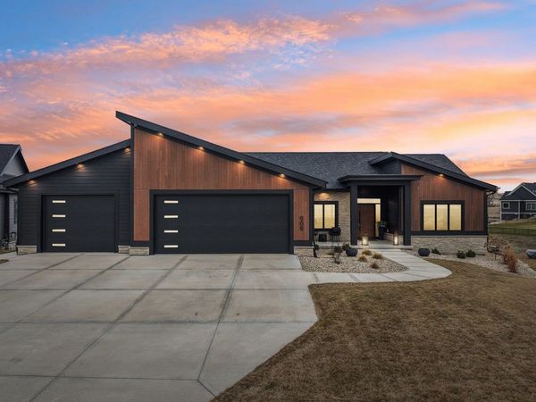 909 Westbridge Court, Waunakee, WI 53597