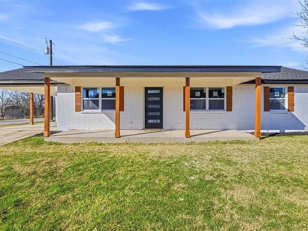 1001 Newby Avenue, Bridgeport, TX 76426