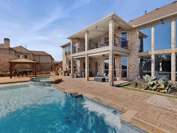 2108 Kyle Circle, Heath, TX 75032