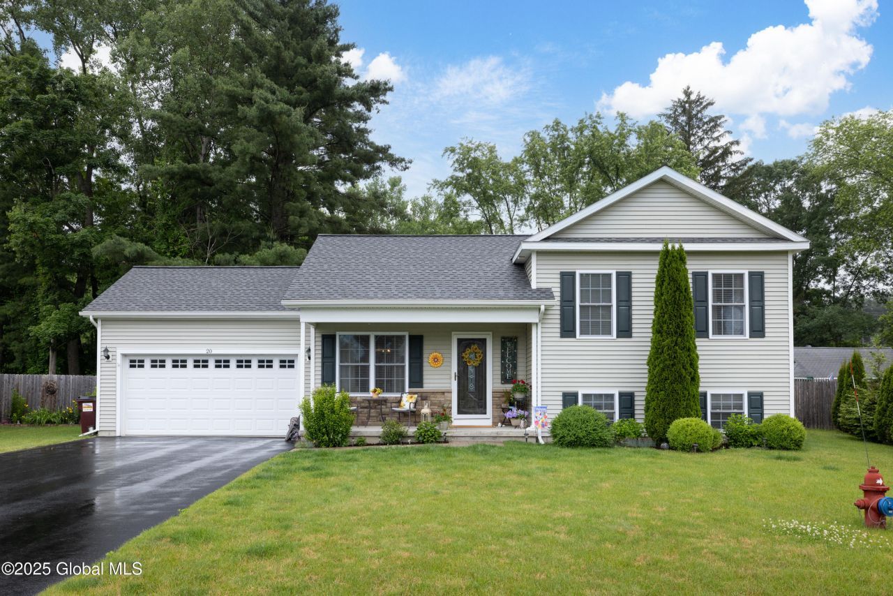 20 Quarry Circle Way, Kingsbury, NY 12839 Main Photo