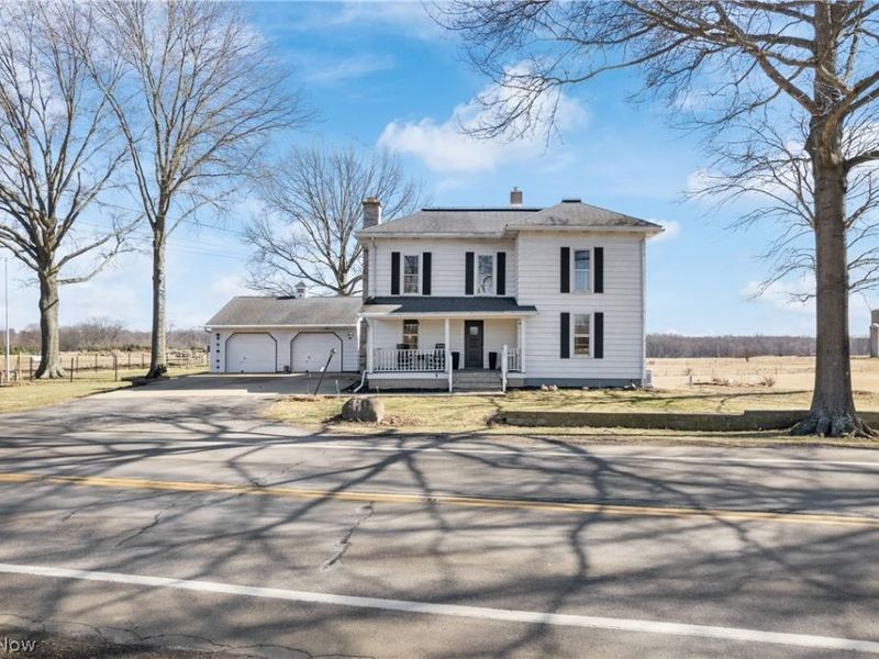 12450 Navarre Road SW, Navarre, OH 44662 Photo 1