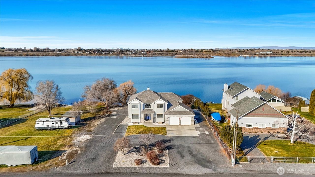 4114 Shorecrest Drive Ne, Moses Lake, WA 98837 Main Photo