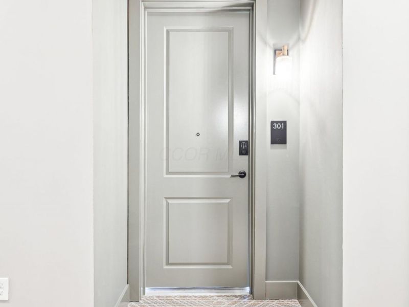 270 Dickenson Street, Unit 301, Columbus, OH 43215 Photo 1