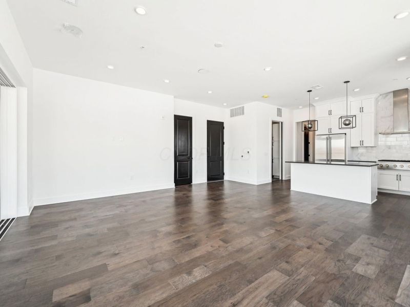 270 Dickenson Street, Unit 301, Columbus, OH 43215 Photo 11