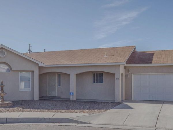 5005 Starfire Place NW, Albuquerque, NM 87120