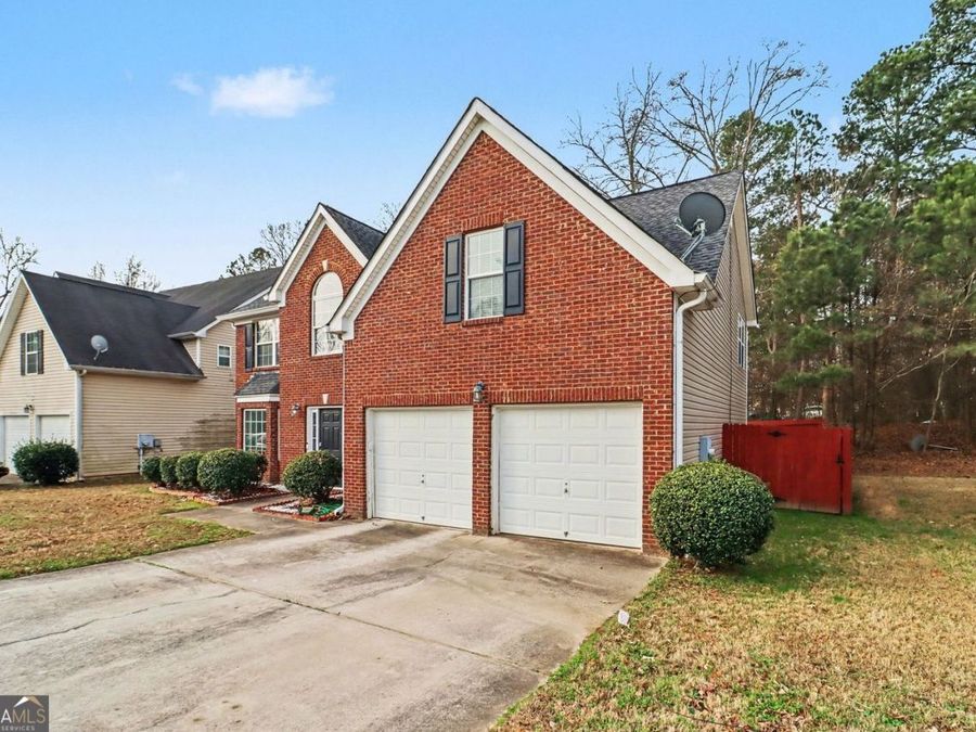 Property Image 4