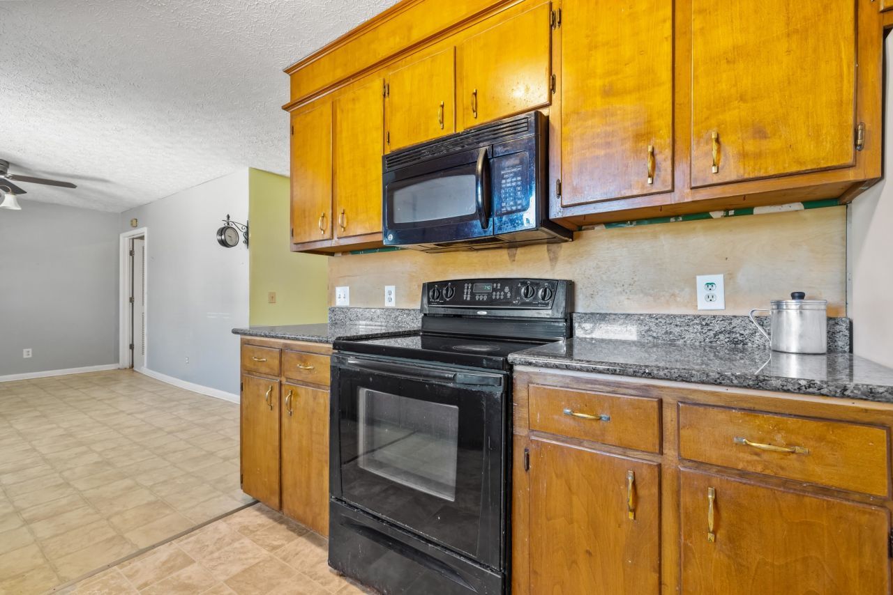 1505 Jenkins Dr.  Photo 14