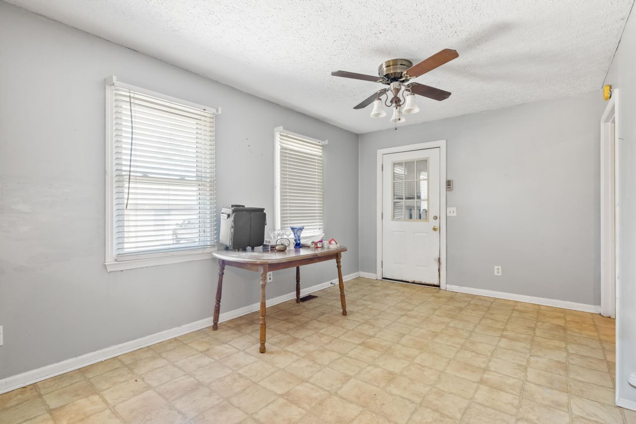 1505 Jenkins Dr.  Photo 35