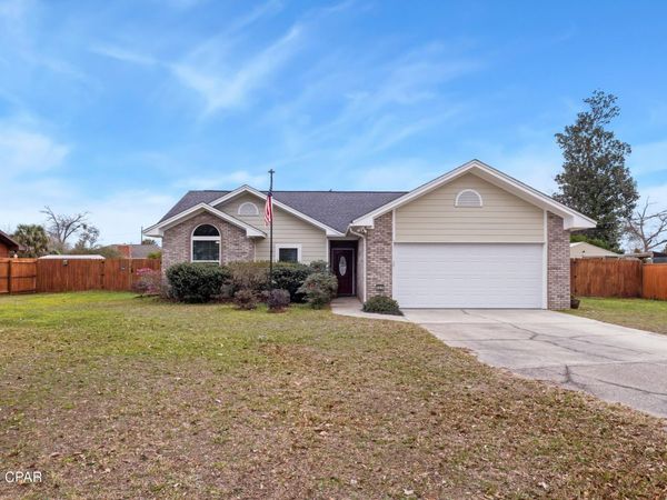 509 Alabama Avenue , Lynn Haven, FL 32444