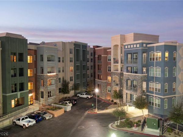 68 E SERENE Avenue , Unit 212, Las Vegas, NV 89123