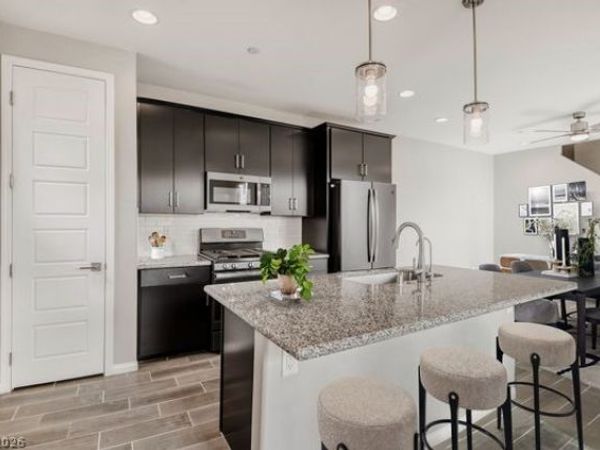 220 Alla Breve Avenue, Henderson, NV 89011