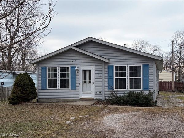 1268 Oxford Drive, Madison, OH 44057