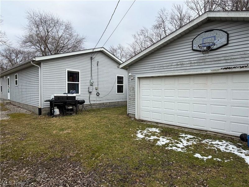 1268 Oxford Drive, Madison, OH 44057 Photo 5