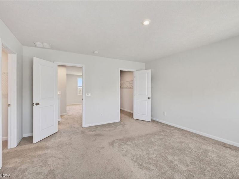 2457 Bishop Oval, Barberton, OH 44203 Photo 15