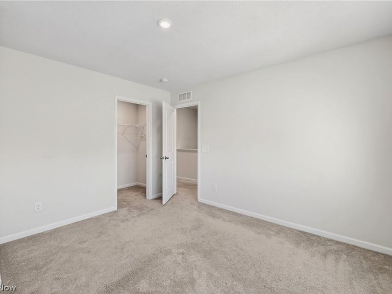 2457 Bishop Oval, Barberton, OH 44203 Photo 23