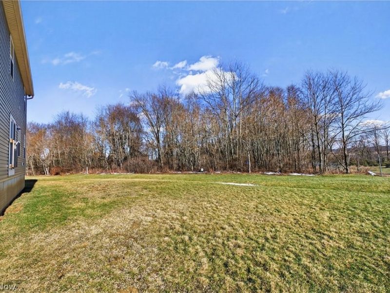 2457 Bishop Oval, Barberton, OH 44203 Photo 39