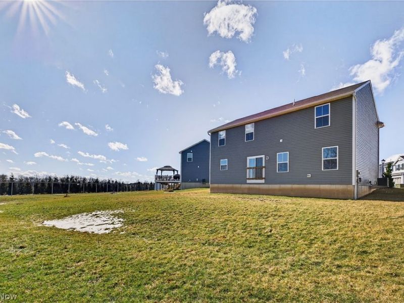 2457 Bishop Oval, Barberton, OH 44203 Photo 41