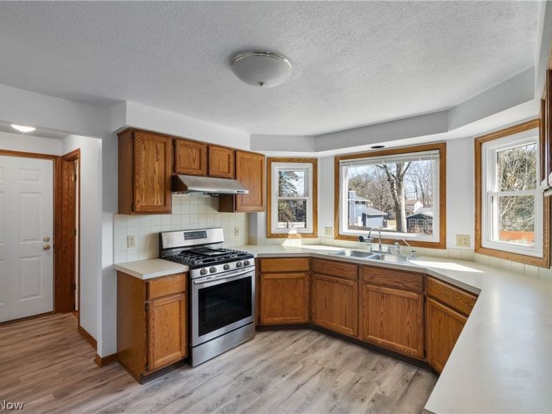 6496 Sandava Avenue NW, Canton, OH 44718 Photo 11