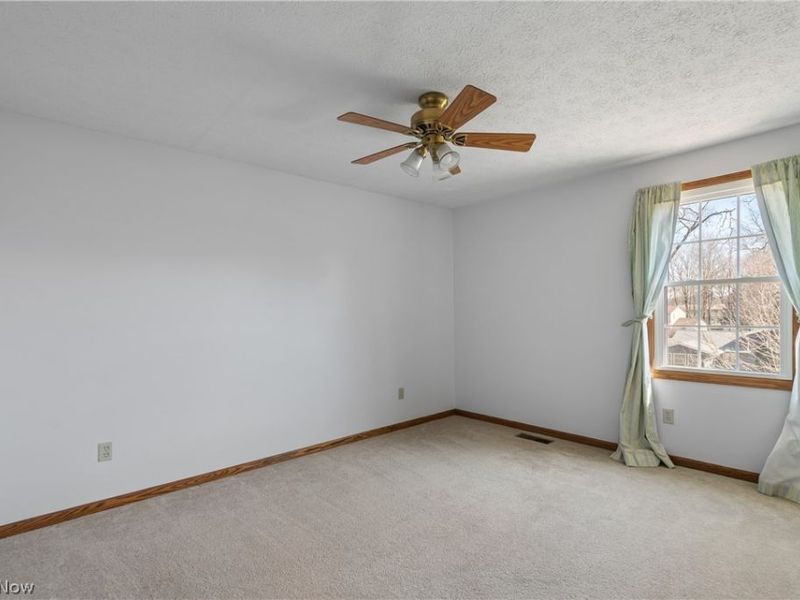 6496 Sandava Avenue NW, Canton, OH 44718 Photo 22