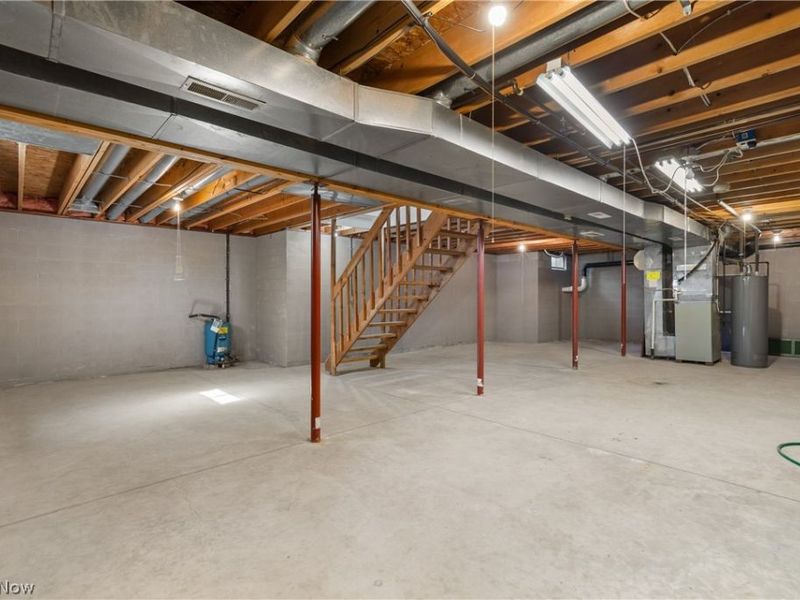 6496 Sandava Avenue NW, Canton, OH 44718 Photo 26