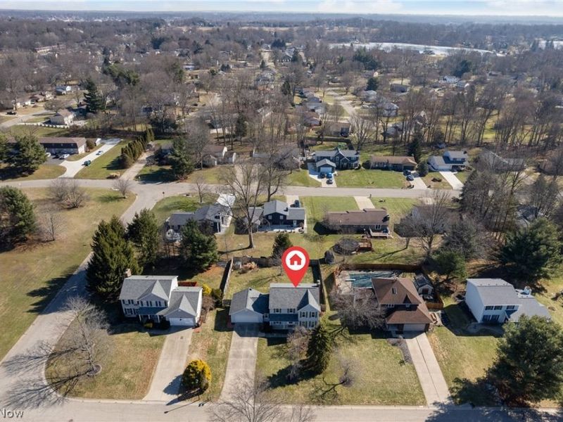 6496 Sandava Avenue NW, Canton, OH 44718 Photo 3