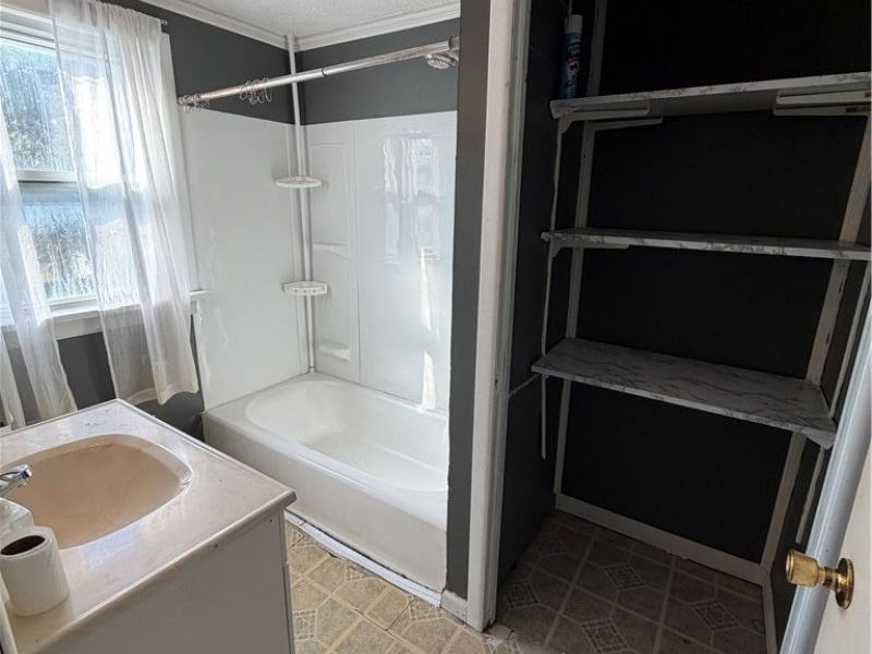 143 Clifton Drive, Youngstown, OH 44512 Photo 17