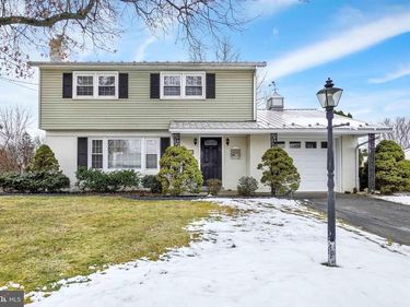 3460 SYCAMORE ROAD, DOVER, PA 17315