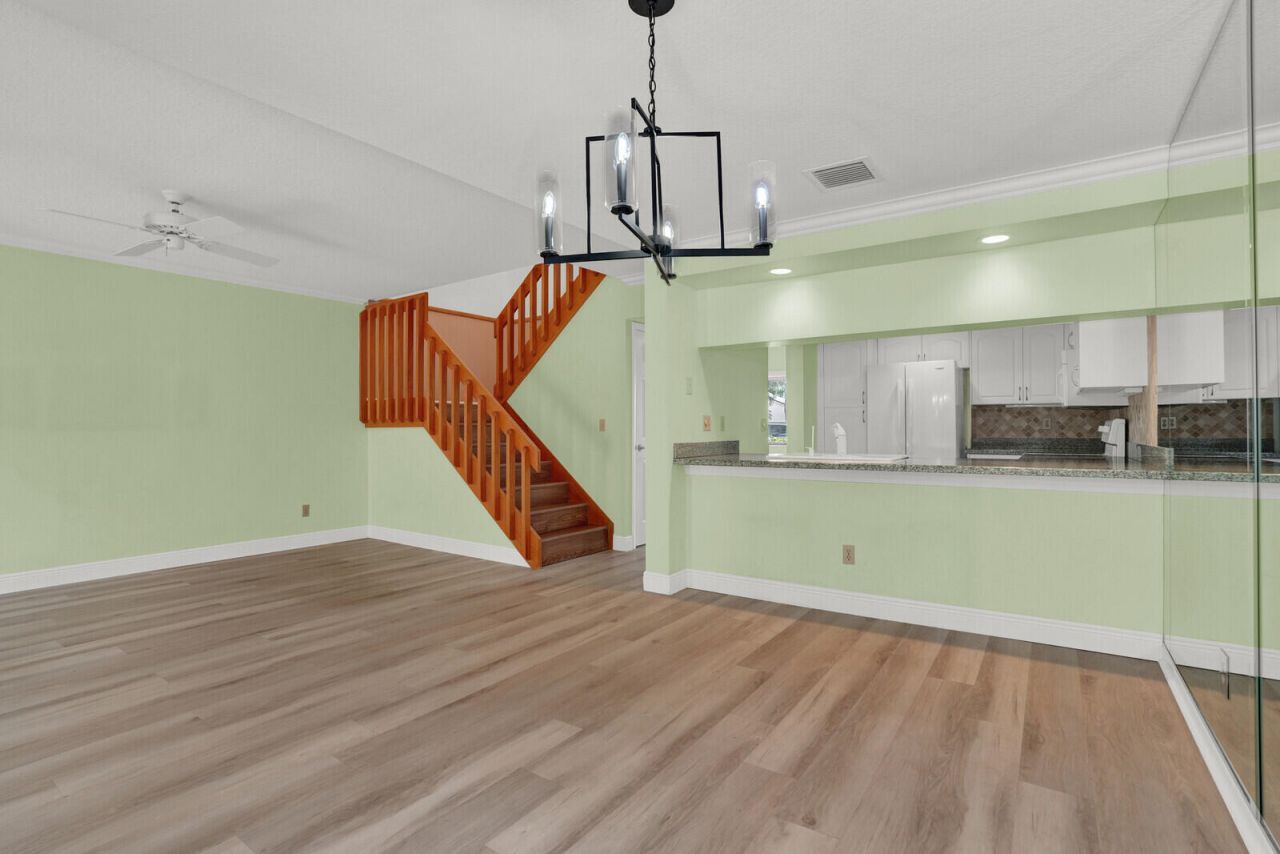 215 Oak Harbour Drive, Juno Beach, FL 33408 Photo