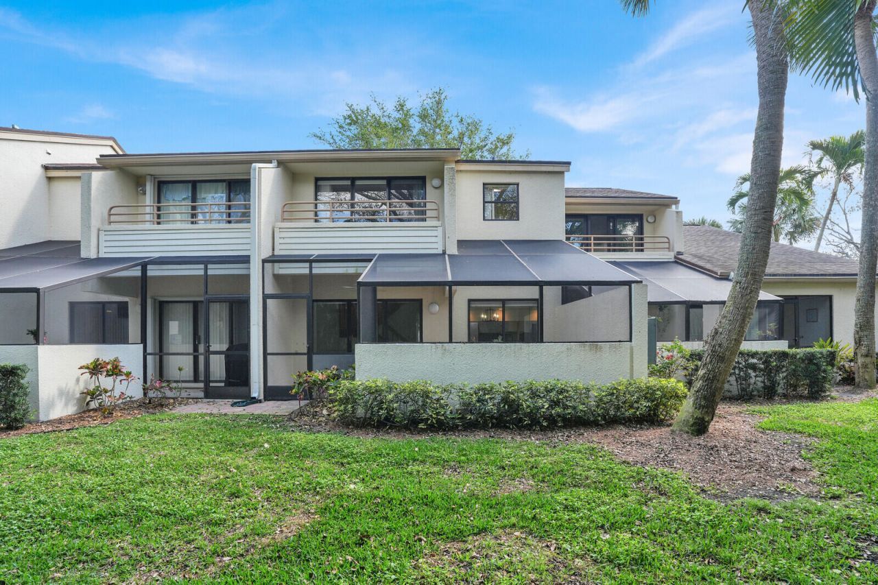 215 Oak Harbour Drive, Juno Beach, FL 33408 Photo