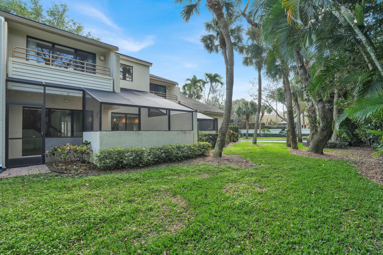 215 Oak Harbour Drive, Juno Beach, FL 33408 Photo