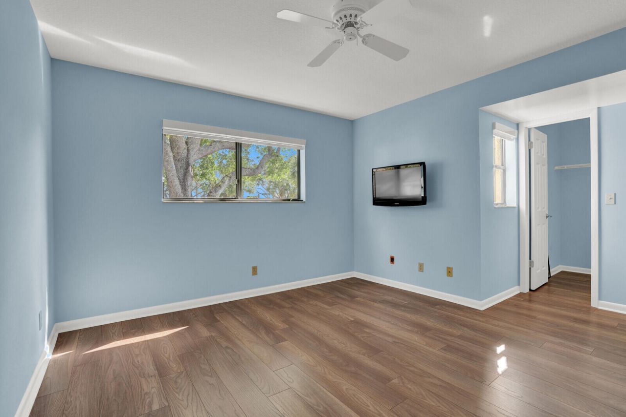 215 Oak Harbour Drive, Juno Beach, FL 33408 Photo