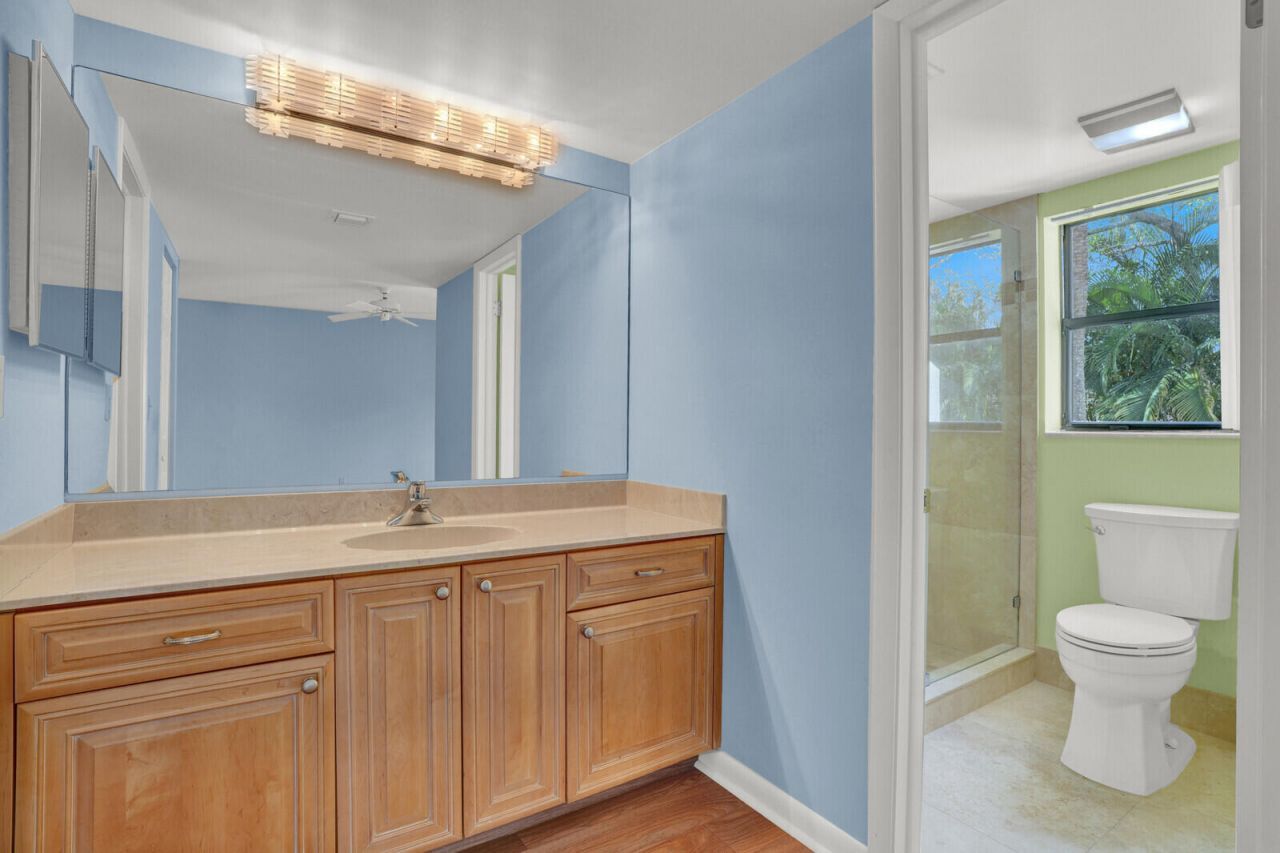 215 Oak Harbour Drive, Juno Beach, FL 33408 Photo